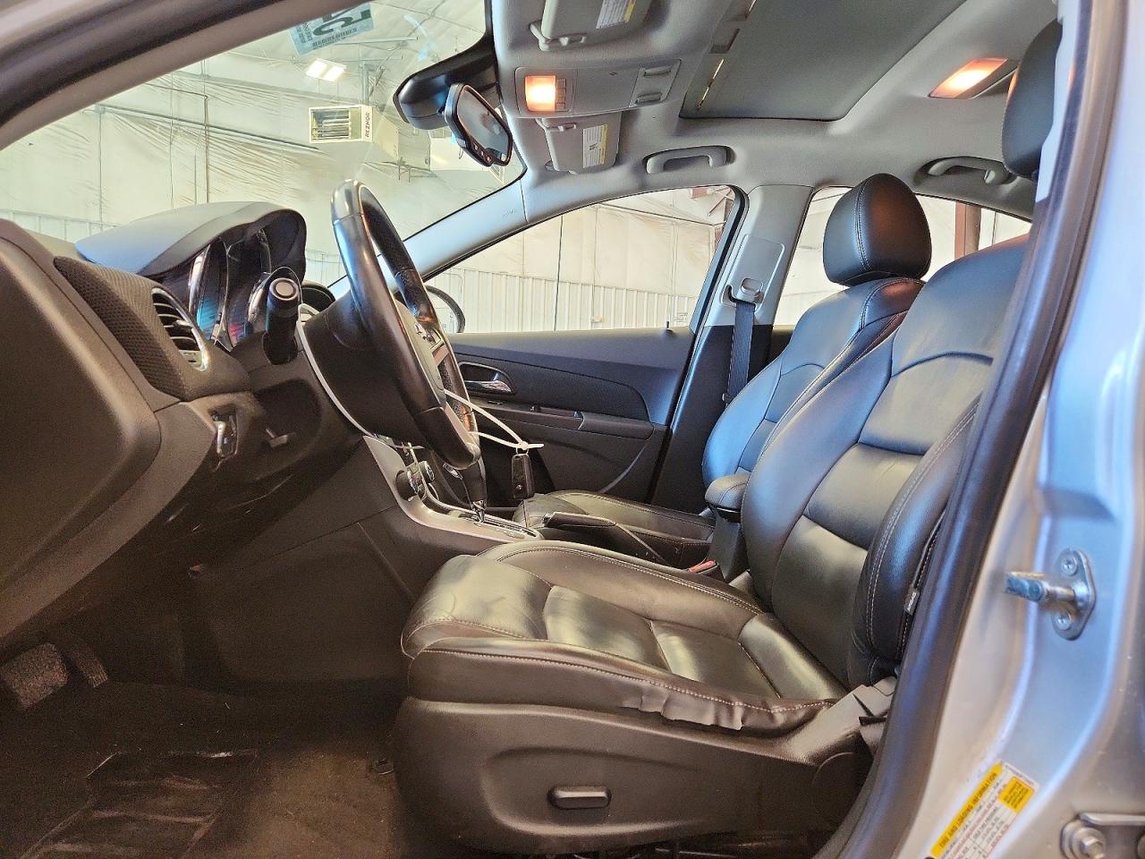 2015 CHEVROLET CRUZE LTZ photo 13