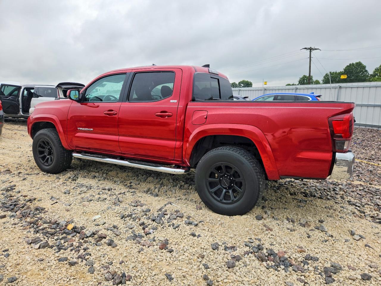 2019 TOYOTA TACOMA SR5 V6 photo 3