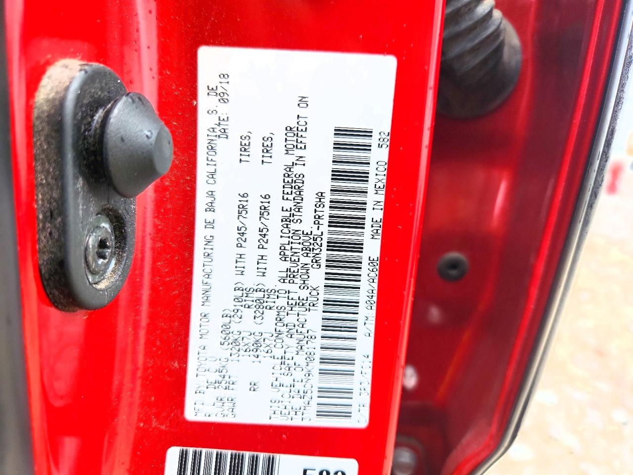 2019 TOYOTA TACOMA SR5 V6 photo 23