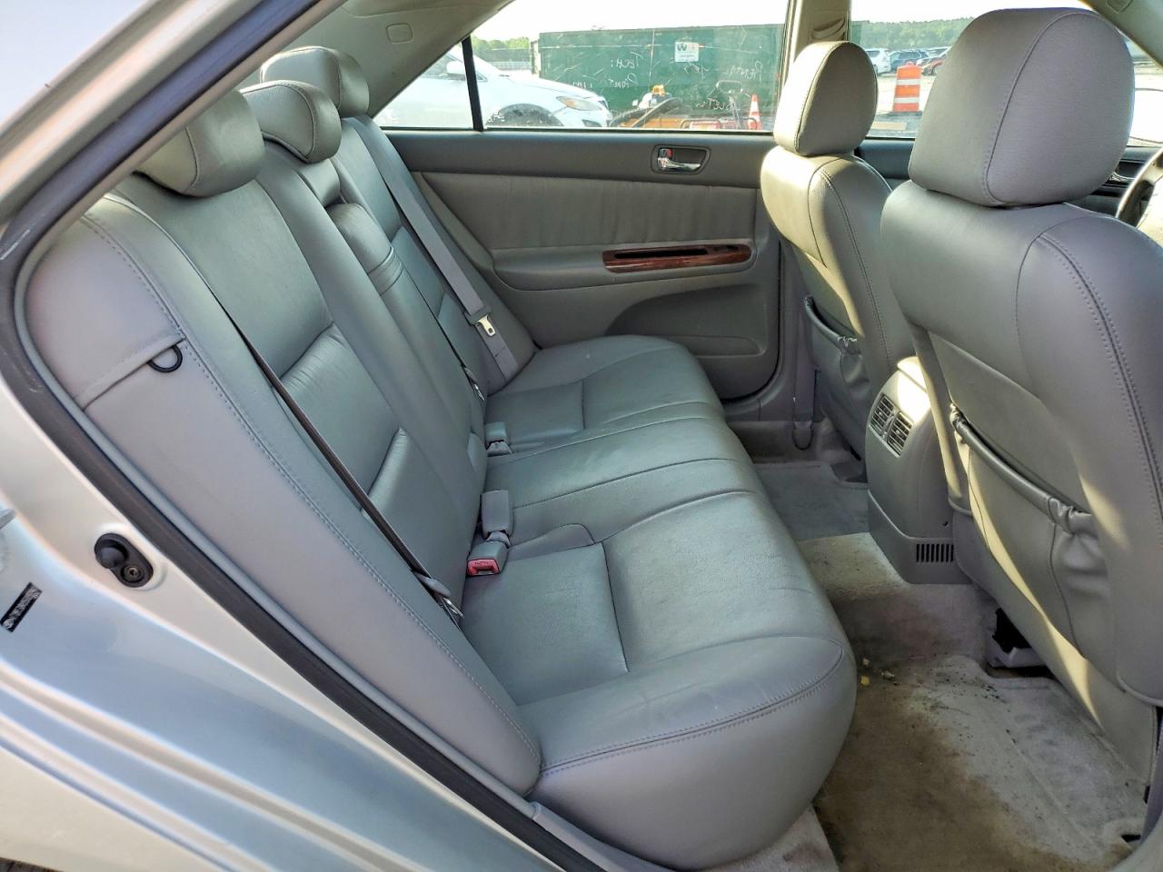 2005 TOYOTA CAMRY XLE V6 photo 19