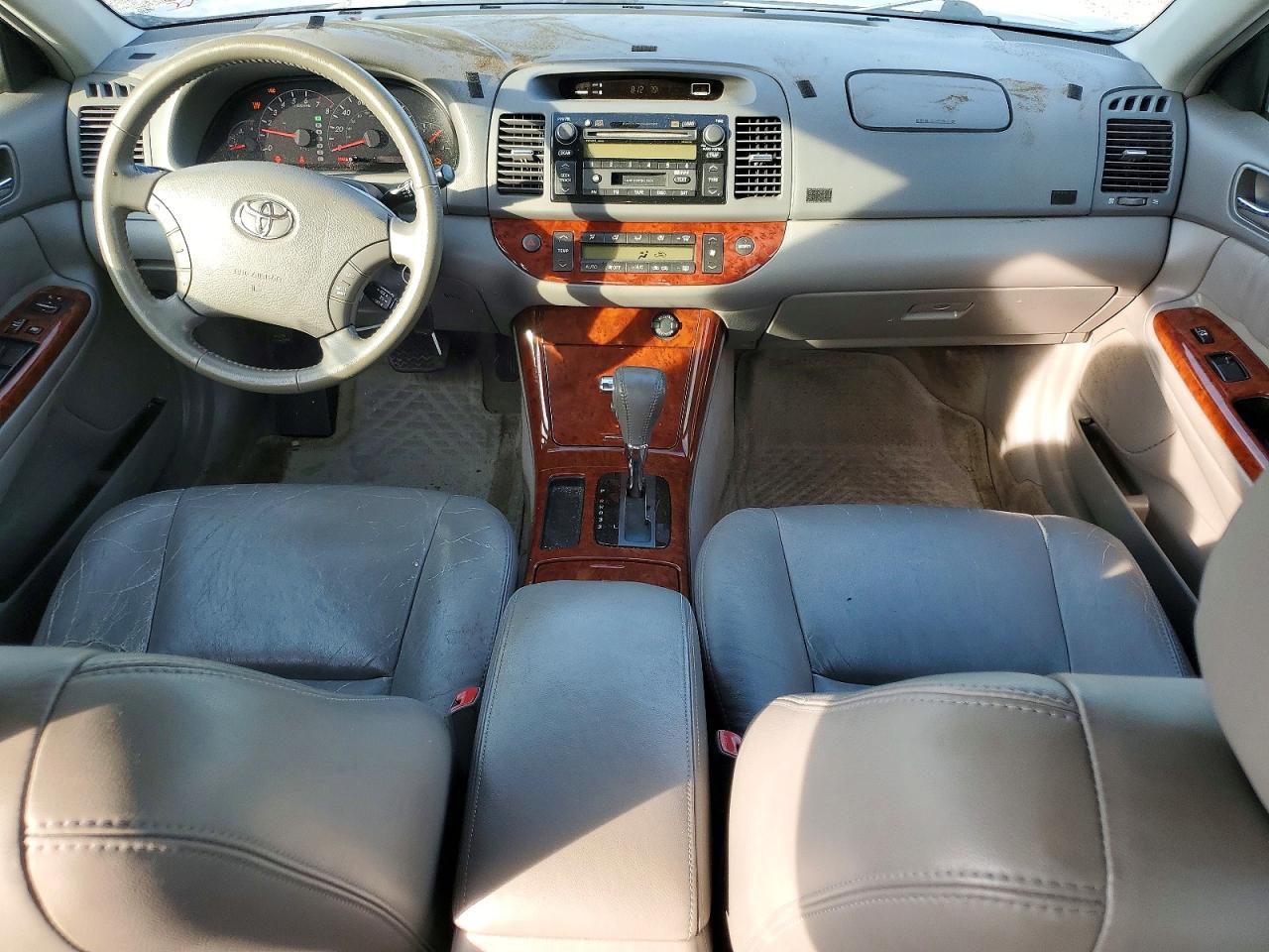 2005 TOYOTA CAMRY XLE V6 photo 15
