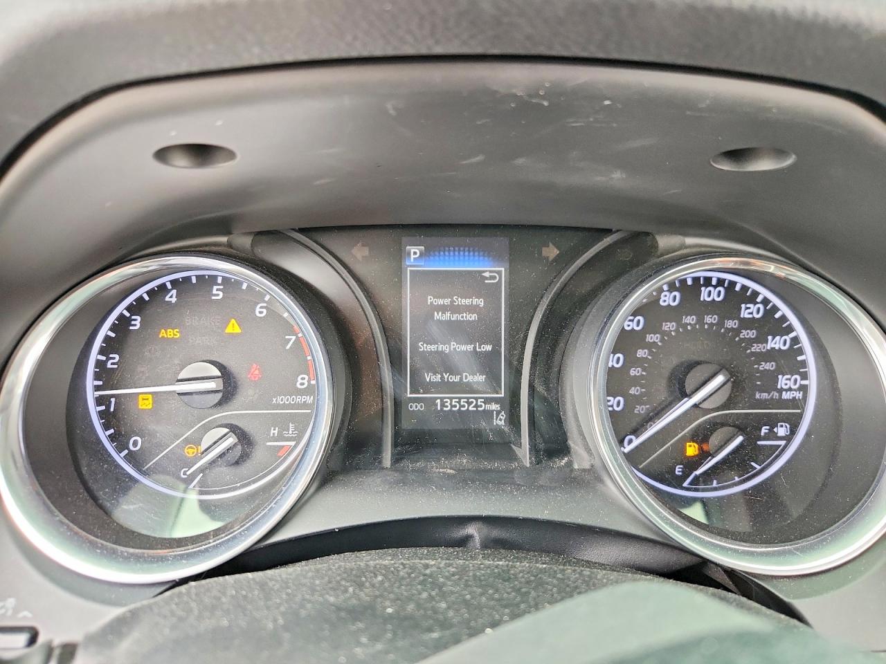2019 TOYOTA CAMRY LE photo 17