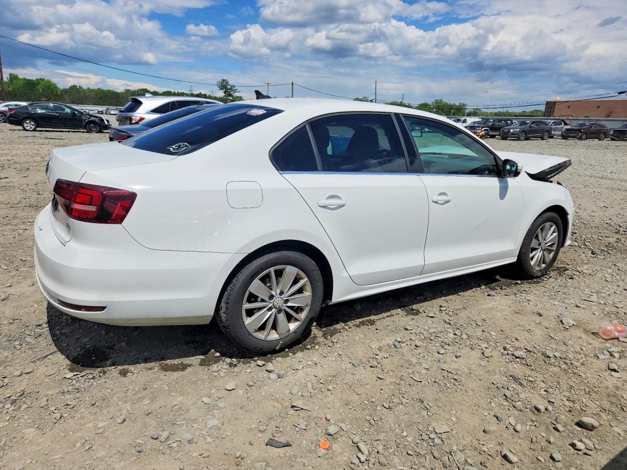 2016 VOLKSWAGEN JETTA SE photo 5