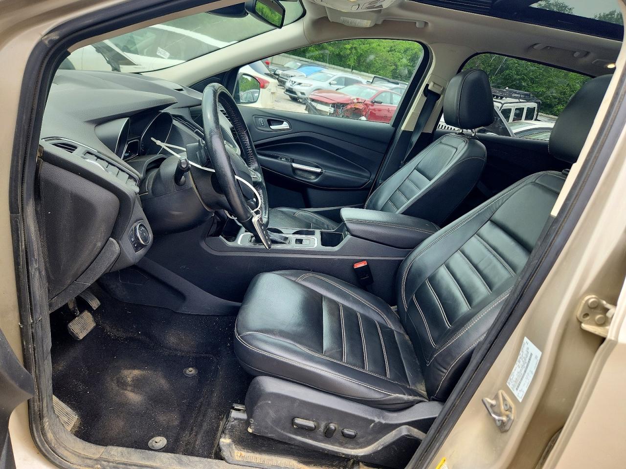 2017 FORD ESCAPE TITANIUM photo 13