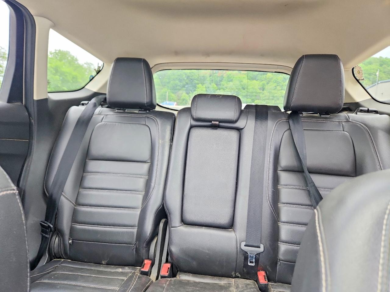 2017 FORD ESCAPE TITANIUM photo 19
