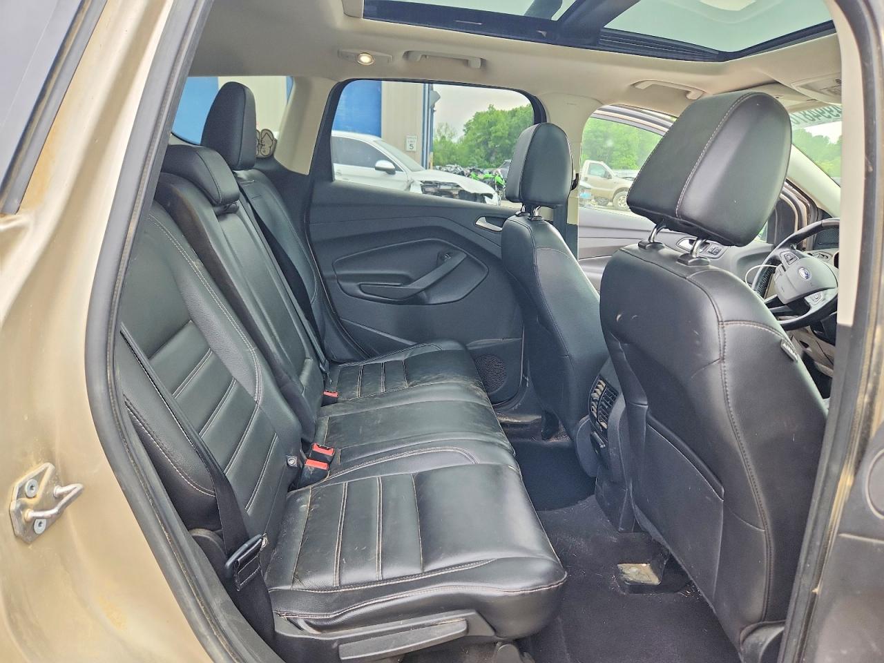 2017 FORD ESCAPE TITANIUM photo 21