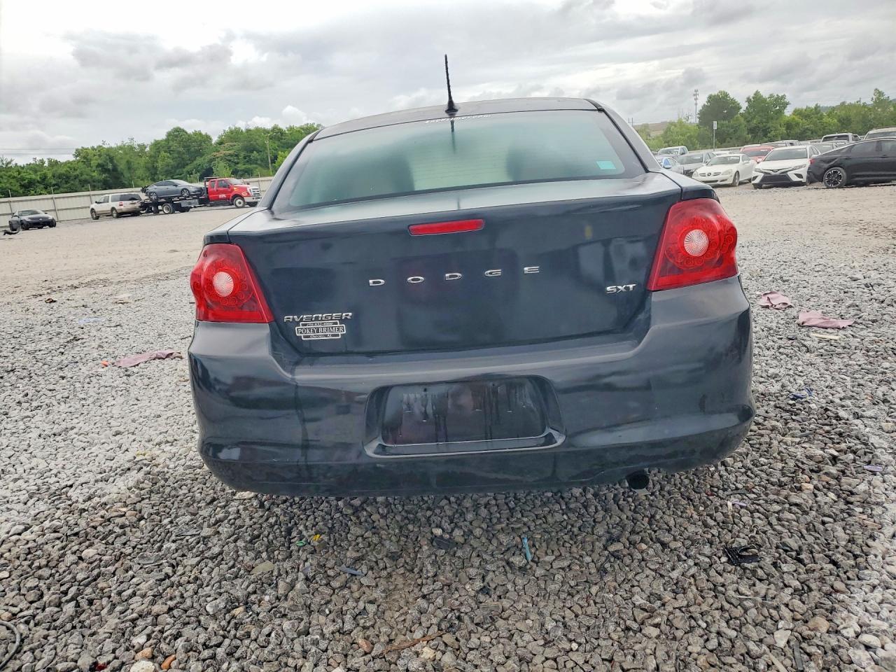 2013 DODGE AVENGER SXT photo 11