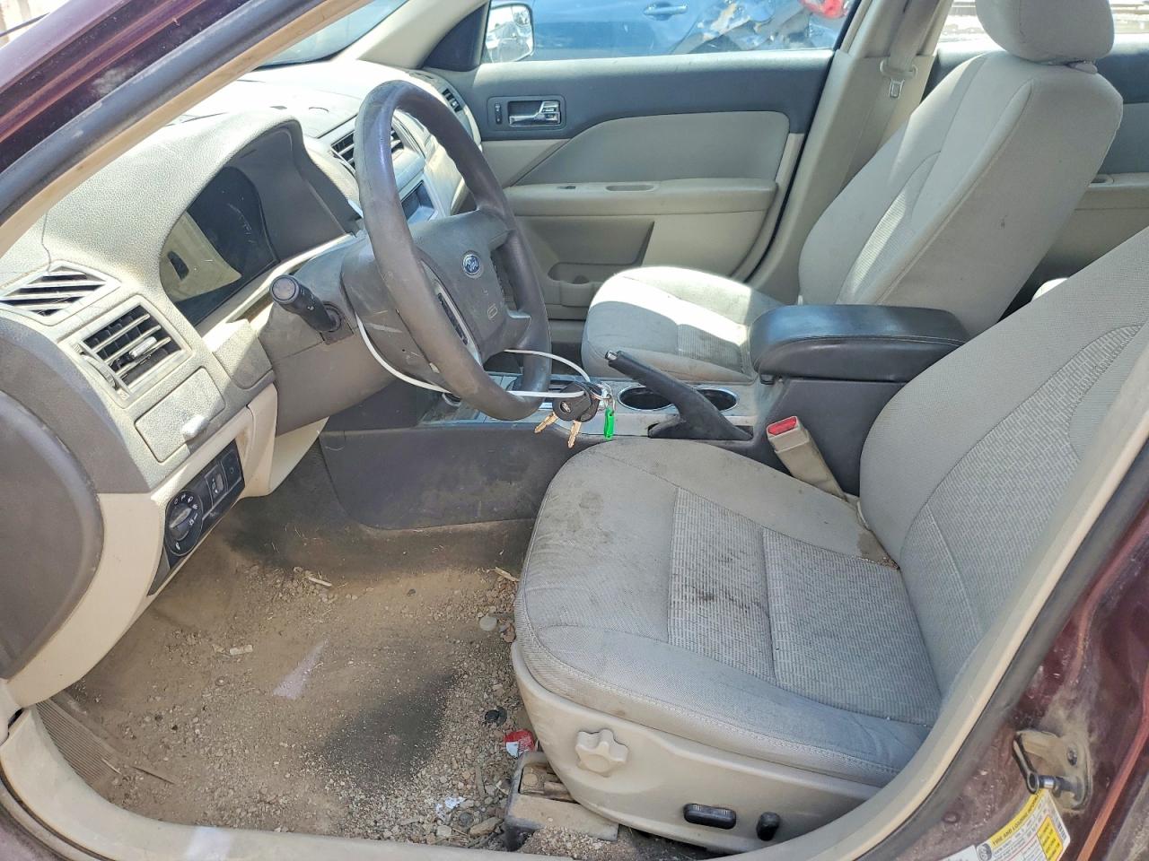 2012 FORD FUSION SE photo 13