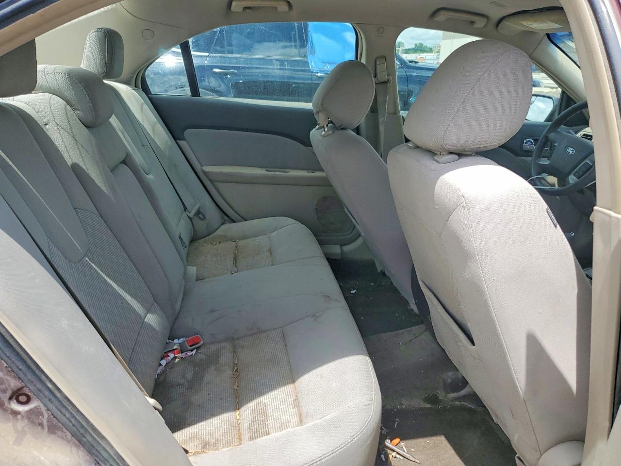 2012 FORD FUSION SE photo 19