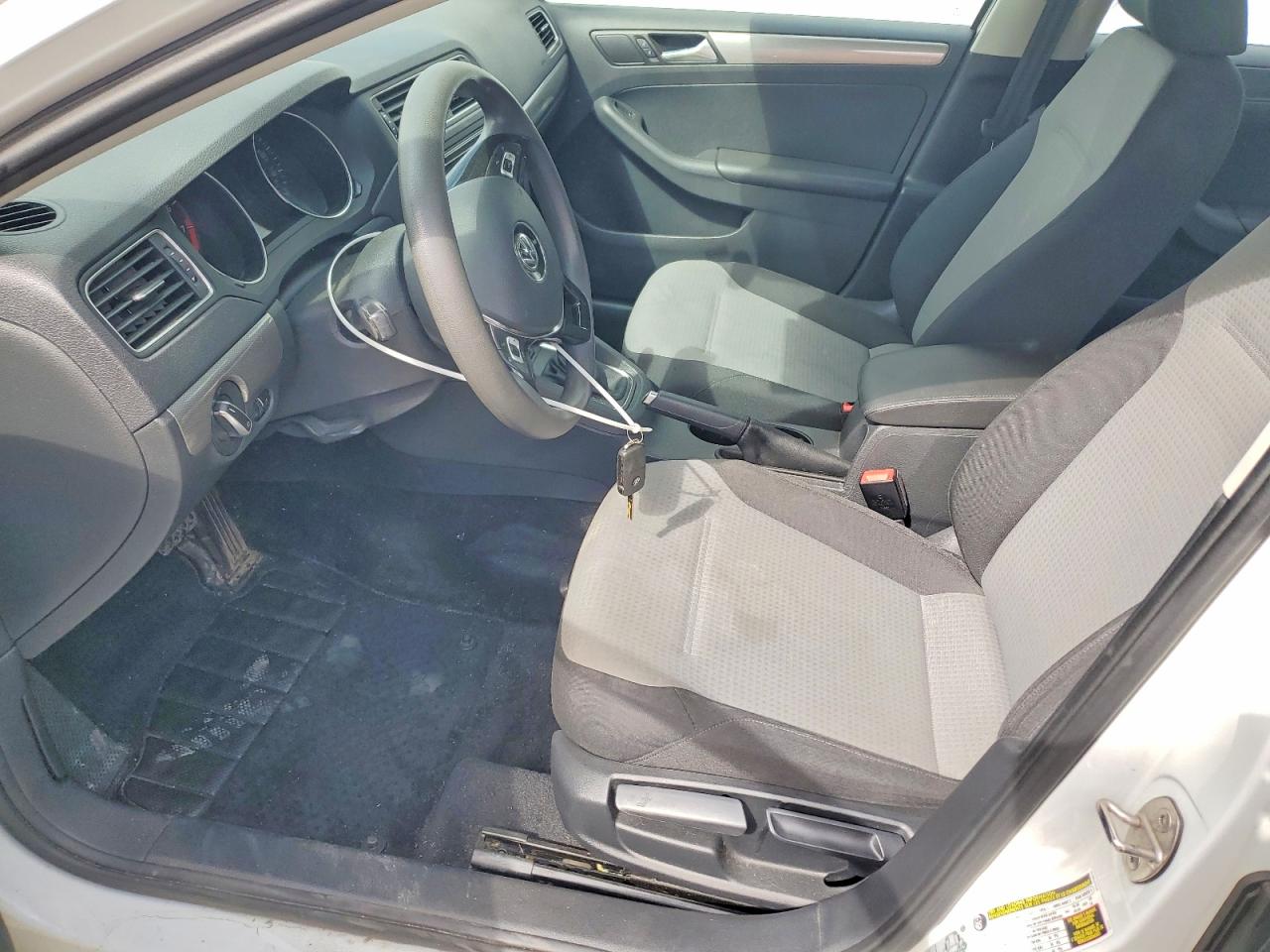2018 VOLKSWAGEN JETTA S photo 13