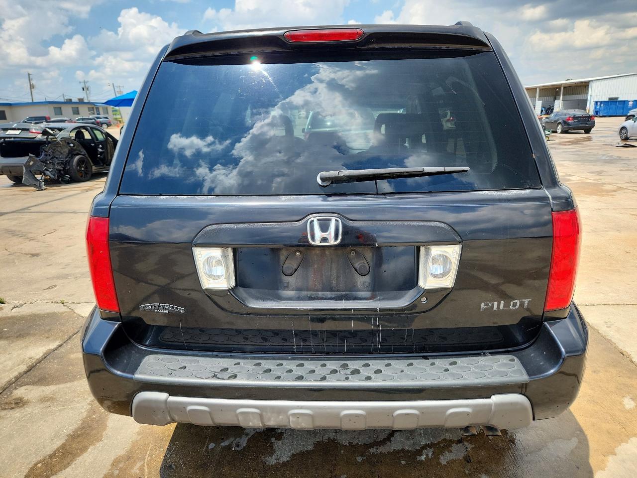 2004 HONDA PILOT EXL photo 16