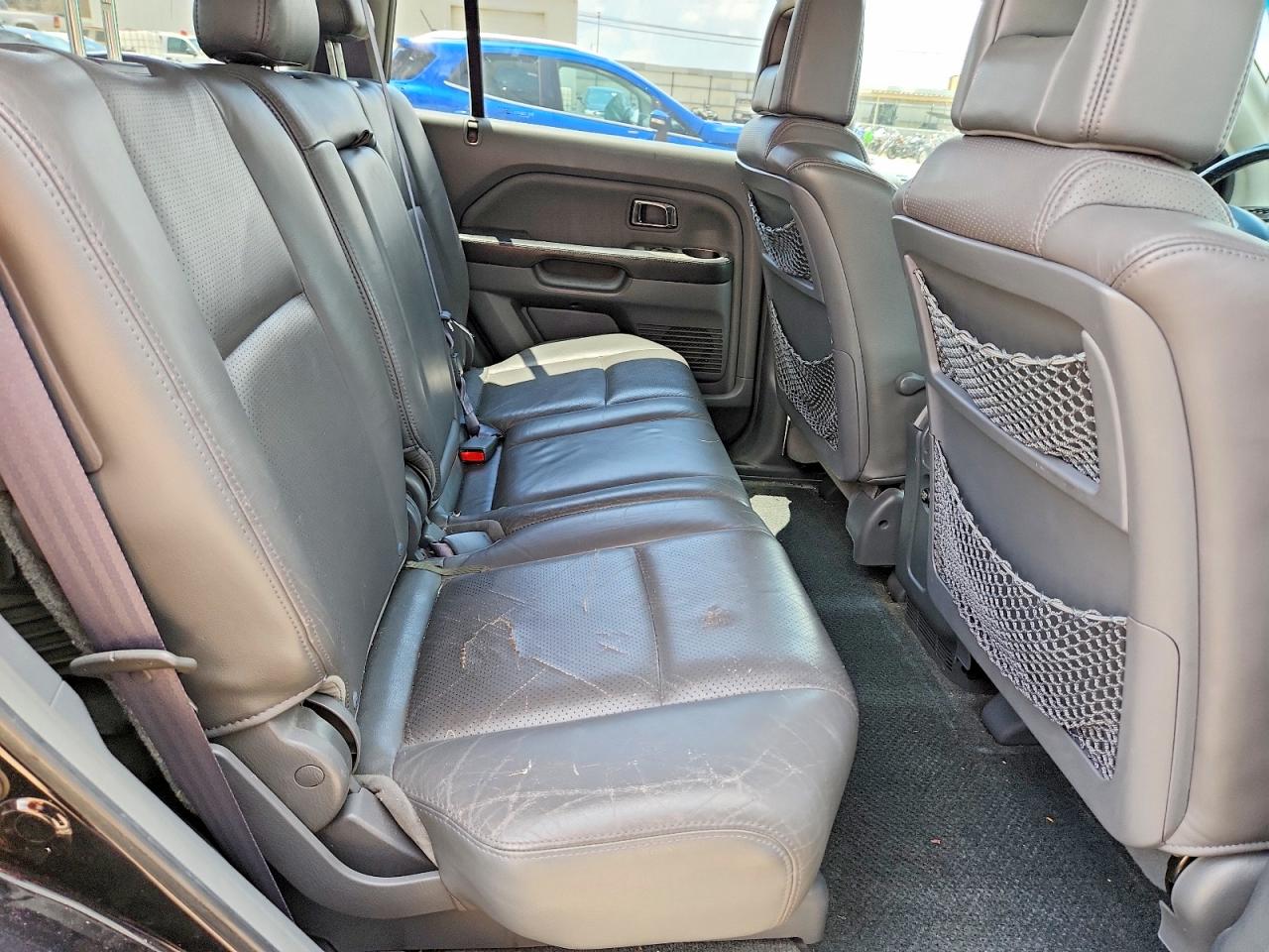 2004 HONDA PILOT EXL photo 28