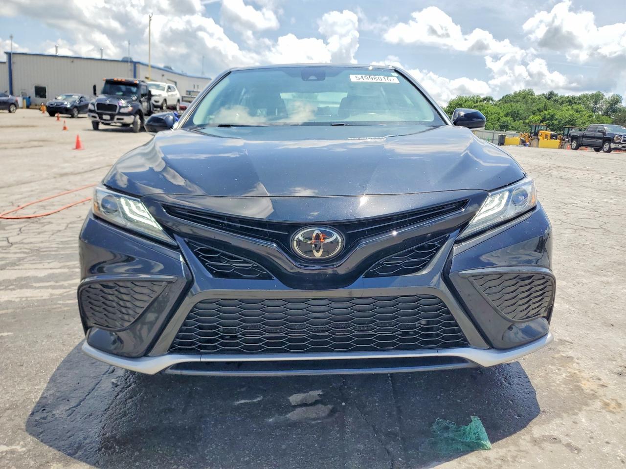 2023 TOYOTA CAMRY XSE photo 5