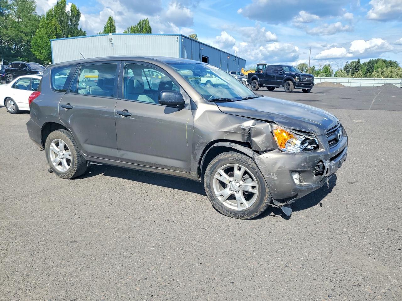2010 TOYOTA RAV4 BASE photo 4
