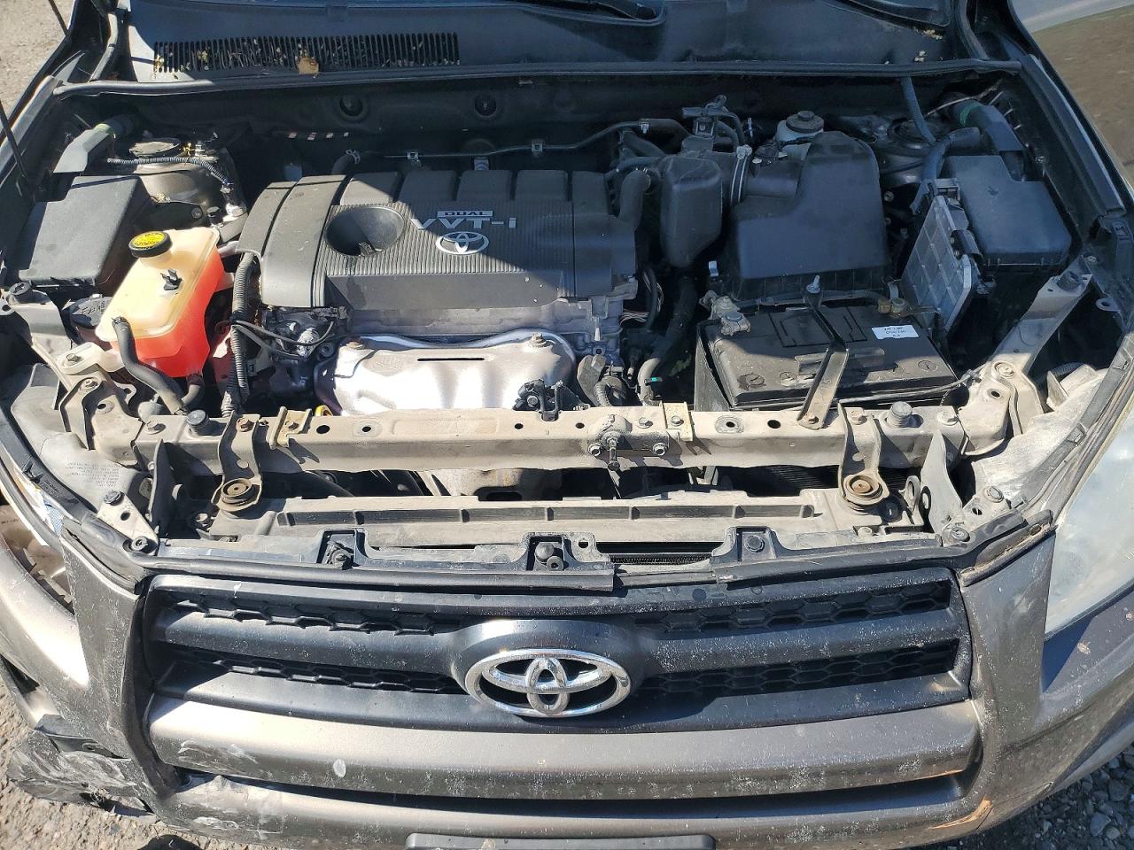 2010 TOYOTA RAV4 BASE photo 11