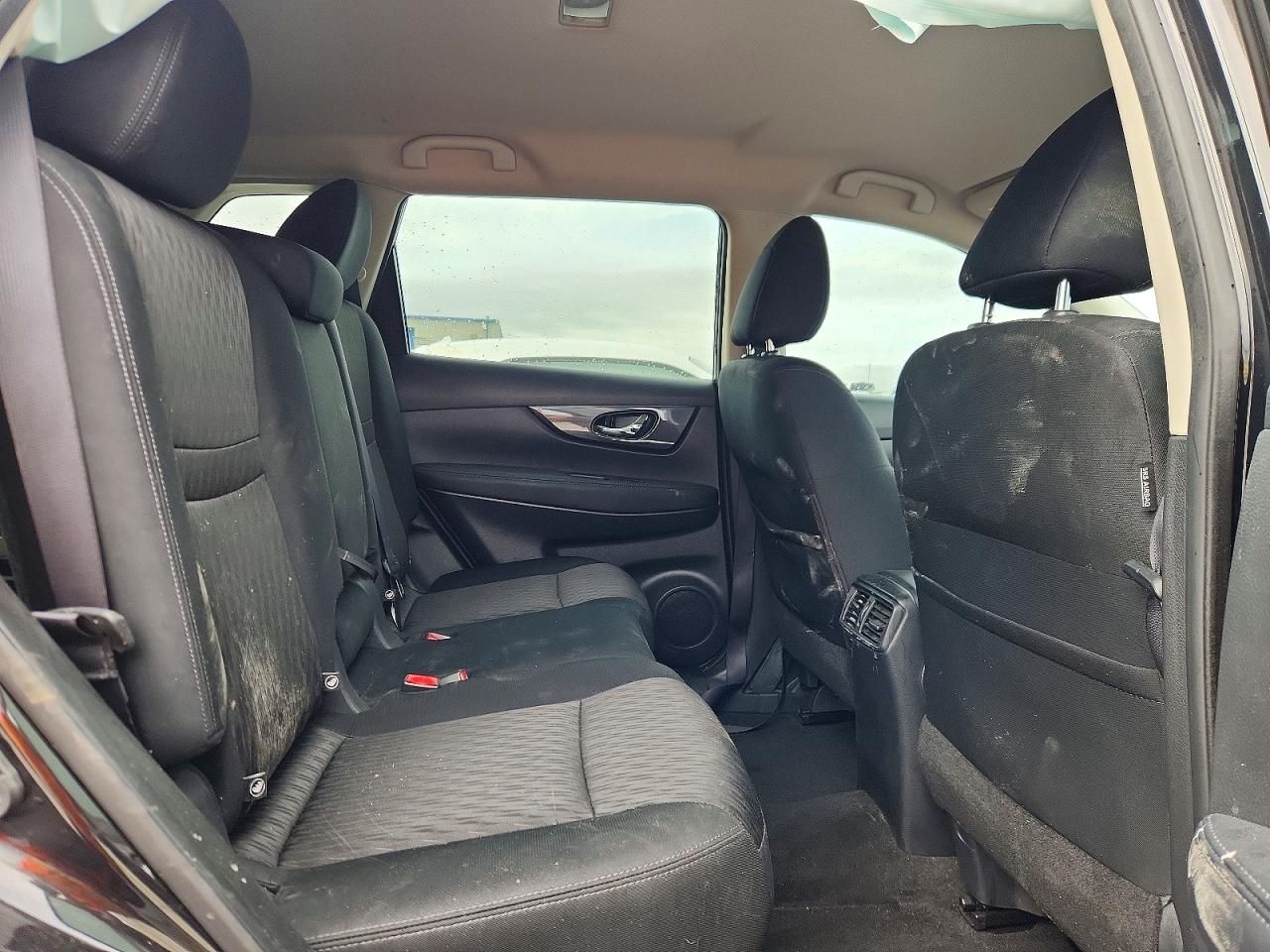 2018 NISSAN ROGUE SV photo 31