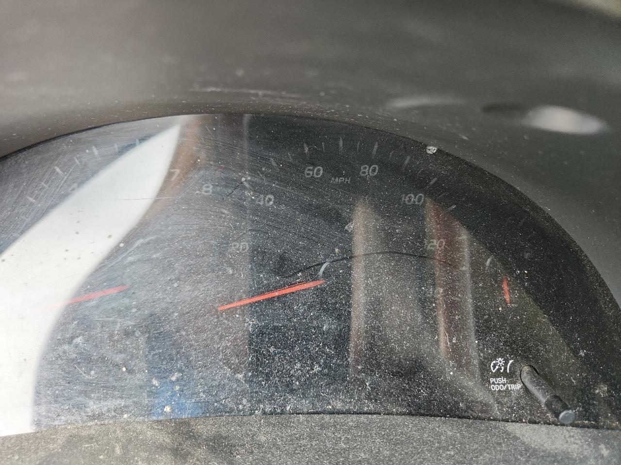 2011 TOYOTA CAMRY LE photo 9
