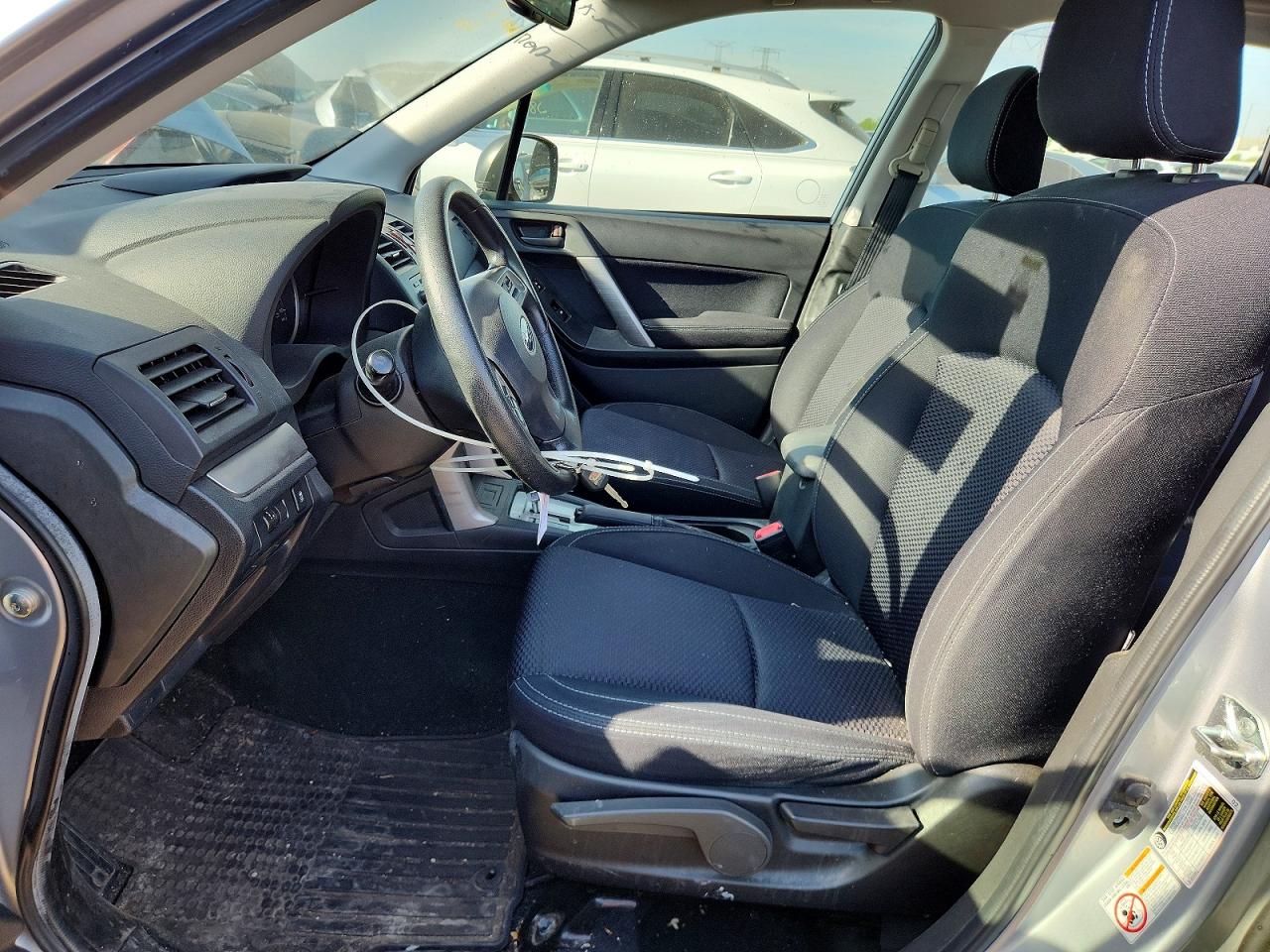2015 SUBARU FORESTER 2.5I photo 19