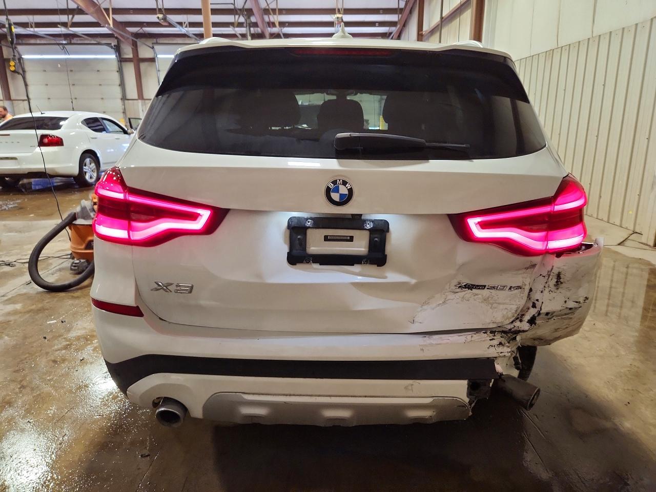 2018 BMW X3 XDRIVE30I photo 16