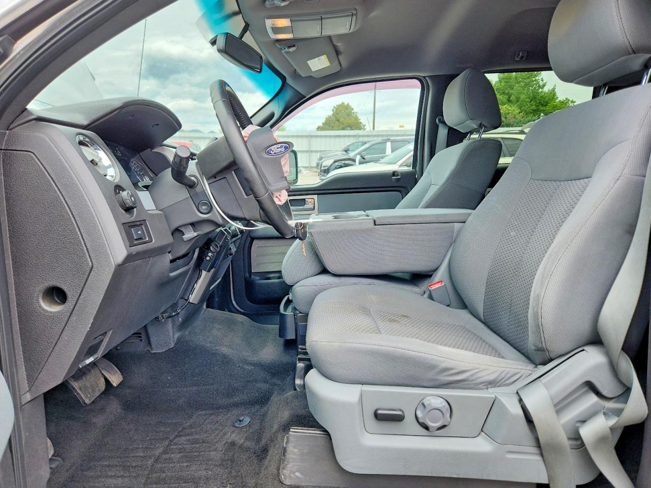 2011 FORD F150 SUPERCREW photo 13