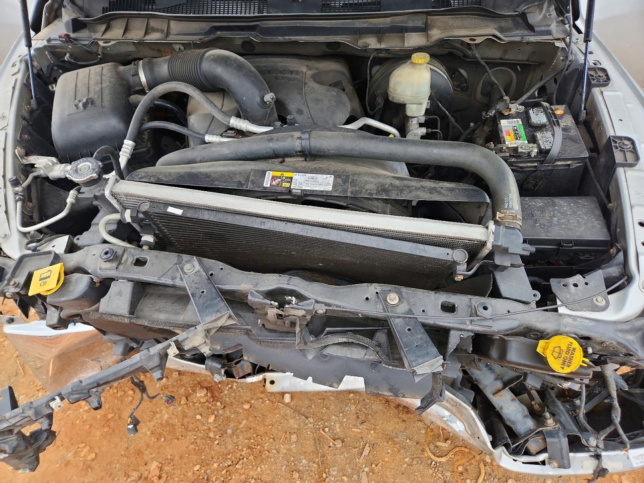 2014 RAM 1500 SLT photo 21