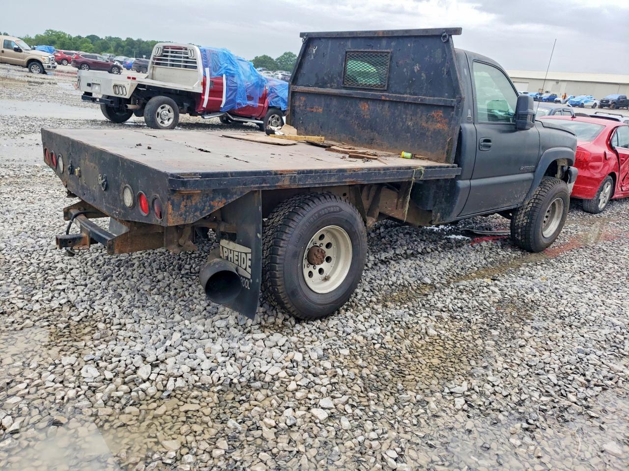 2005 CHEVROLET SILVERADO C1500 photo 5