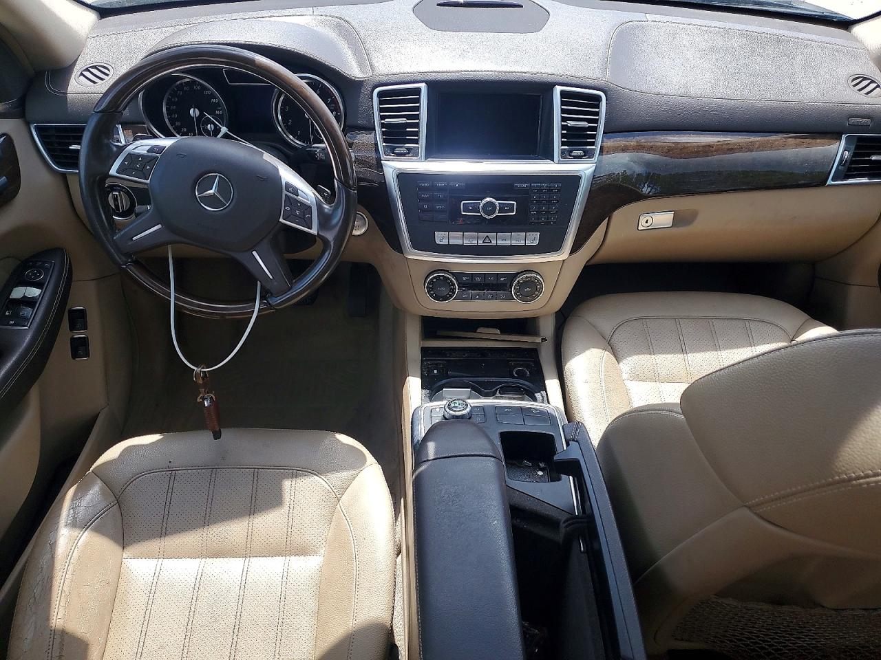 2015 MERCEDES-BENZ GL 450 4MATIC photo 15