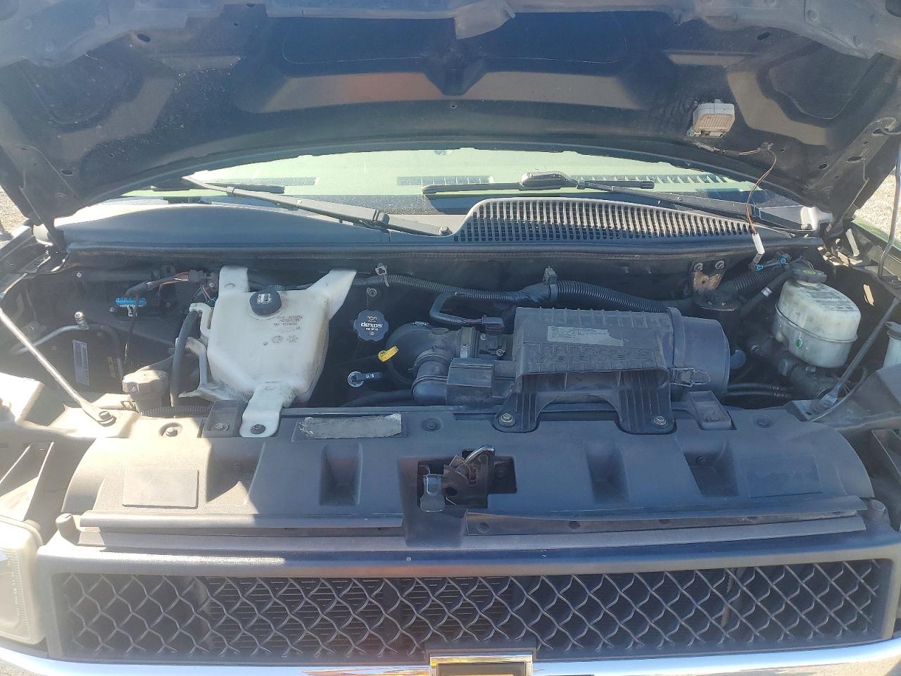 2017 CHEVROLET EXPRESS G3500 LT photo 12