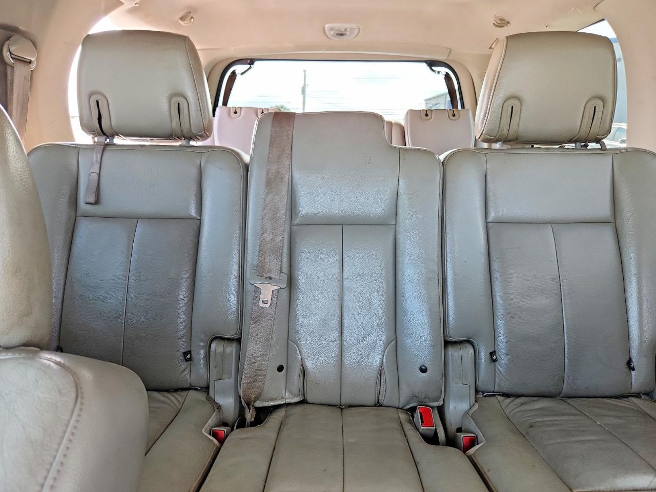 2010 FORD EXPEDITION XLT photo 19