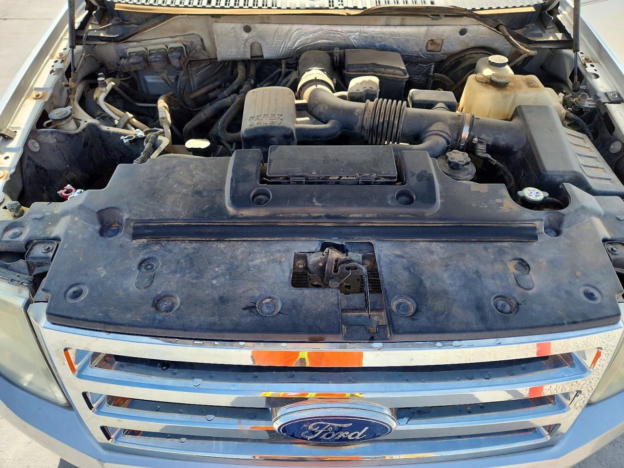 2010 FORD EXPEDITION XLT photo 23