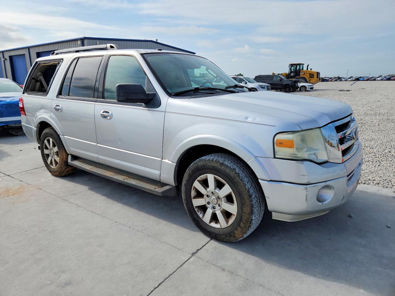 2010 FORD EXPEDITION XLT photo 7