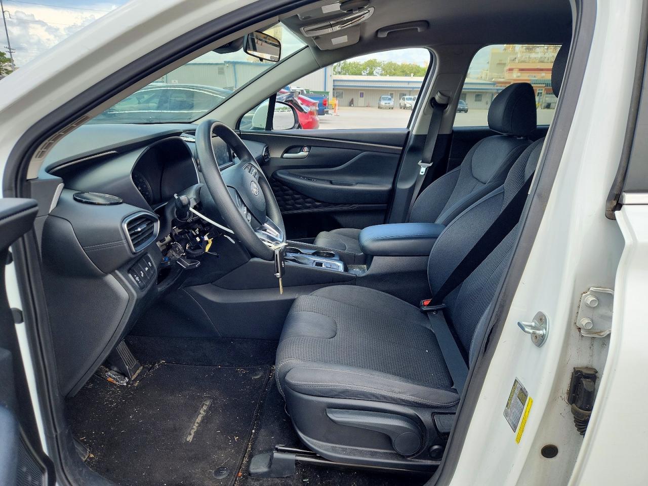 2019 HYUNDAI SANTA FE SE photo 13