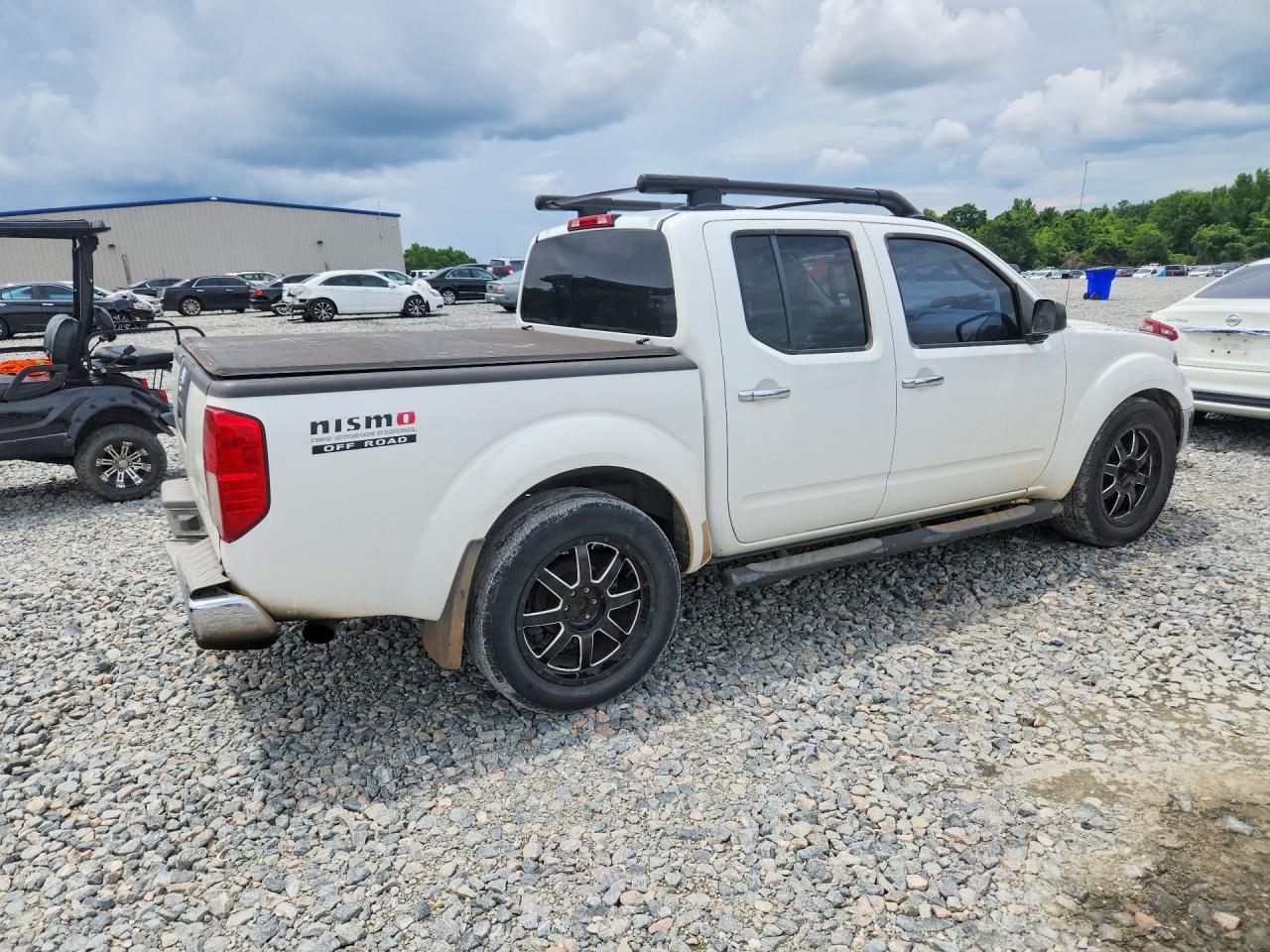 2005 NISSAN FRONTIER SE photo 5