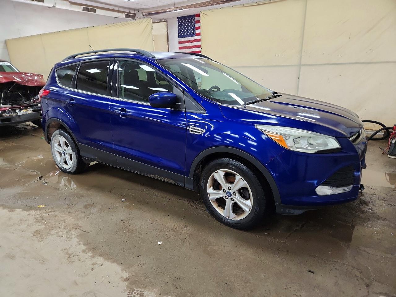 2016 FORD ESCAPE SE photo 4