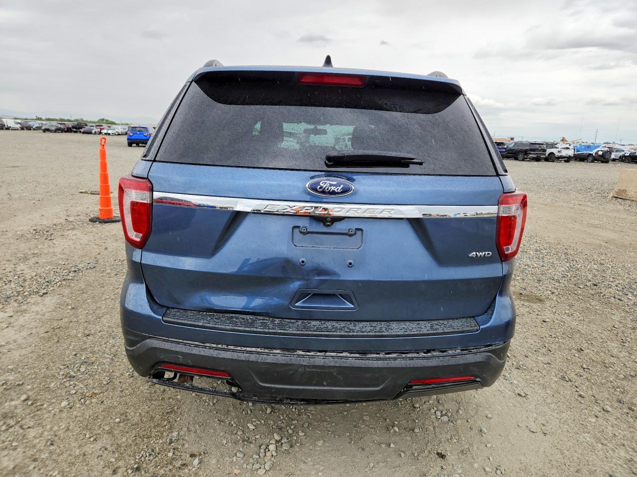 2018 FORD EXPLORER photo 16