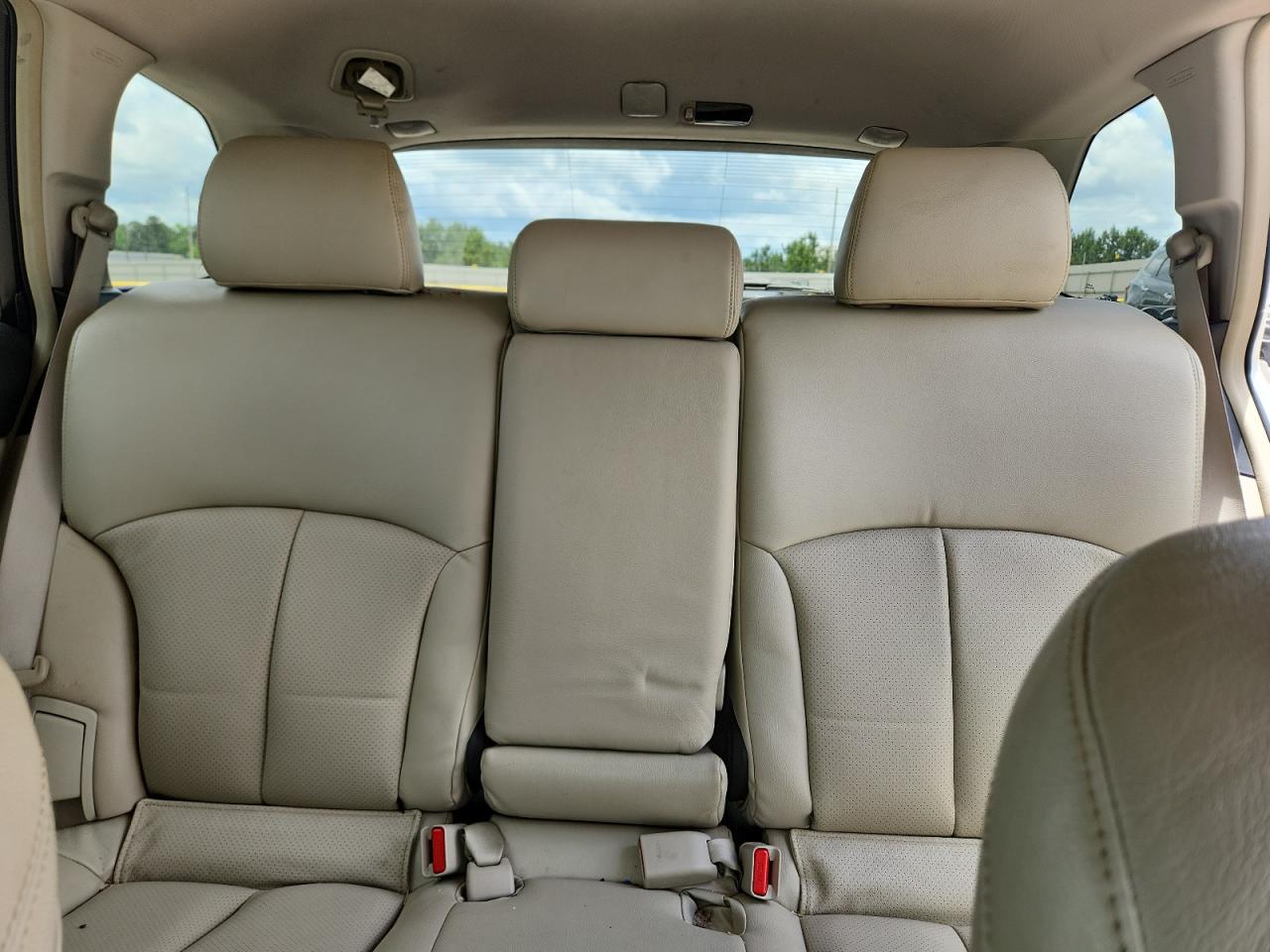 2011 SUBARU OUTBACK 2.5I PREMIUM photo 10