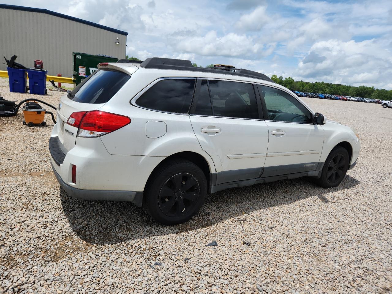 2011 SUBARU OUTBACK 2.5I PREMIUM photo 3