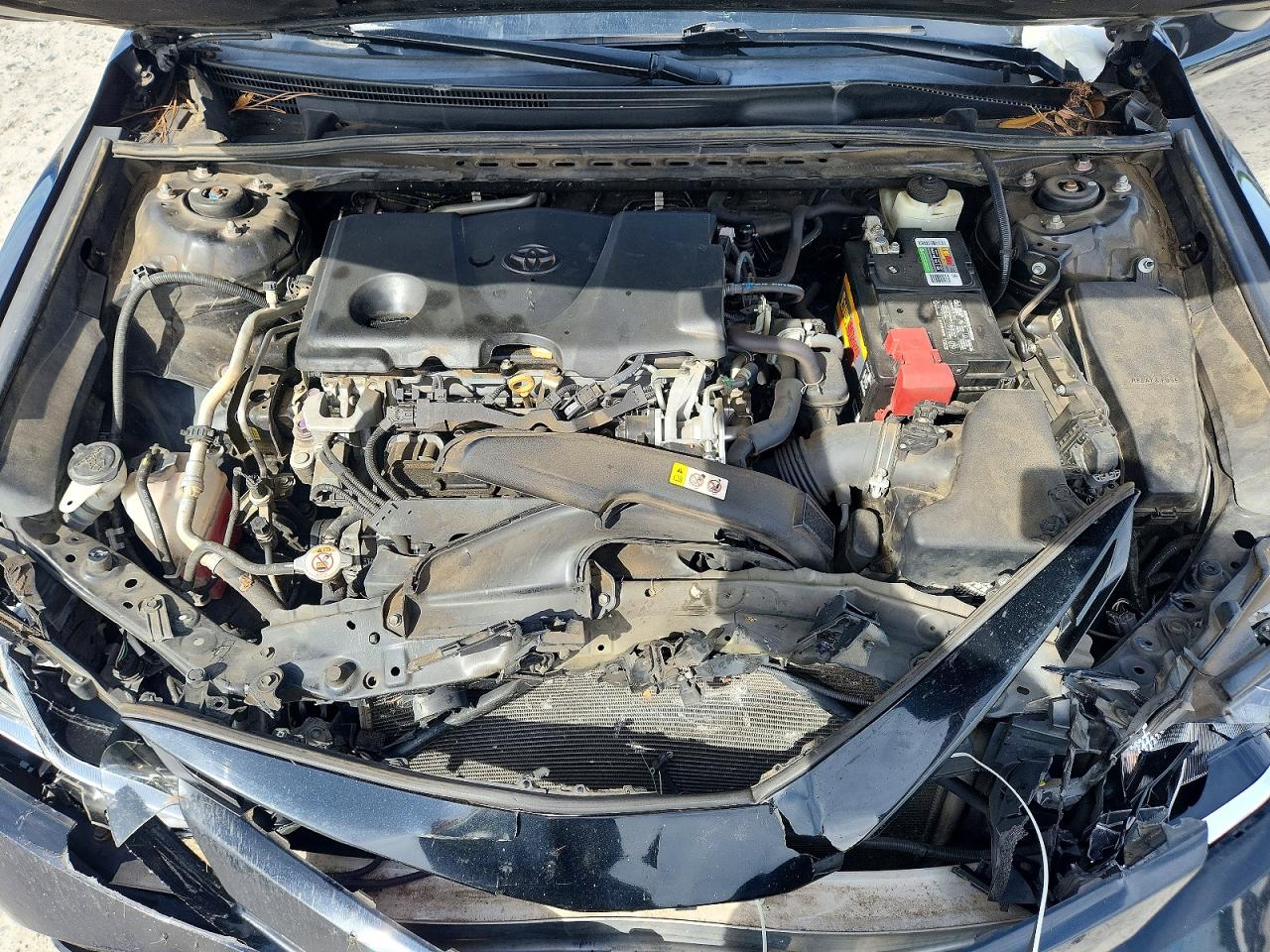 2018 TOYOTA CAMRY LE photo 11