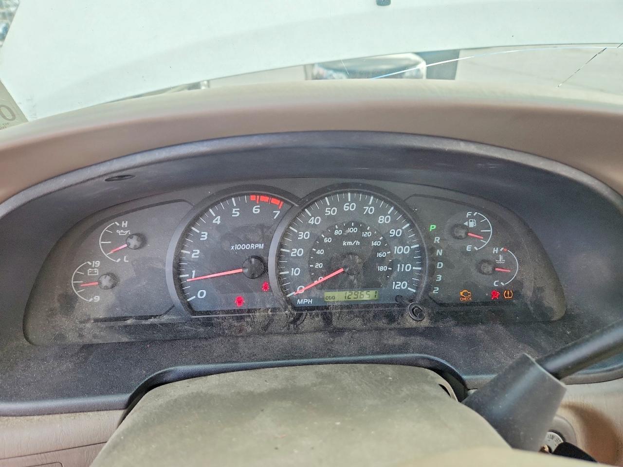 2005 TOYOTA TUNDRA BASE photo 25