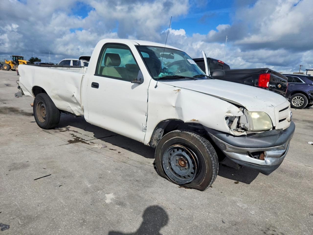 2005 TOYOTA TUNDRA BASE photo 10