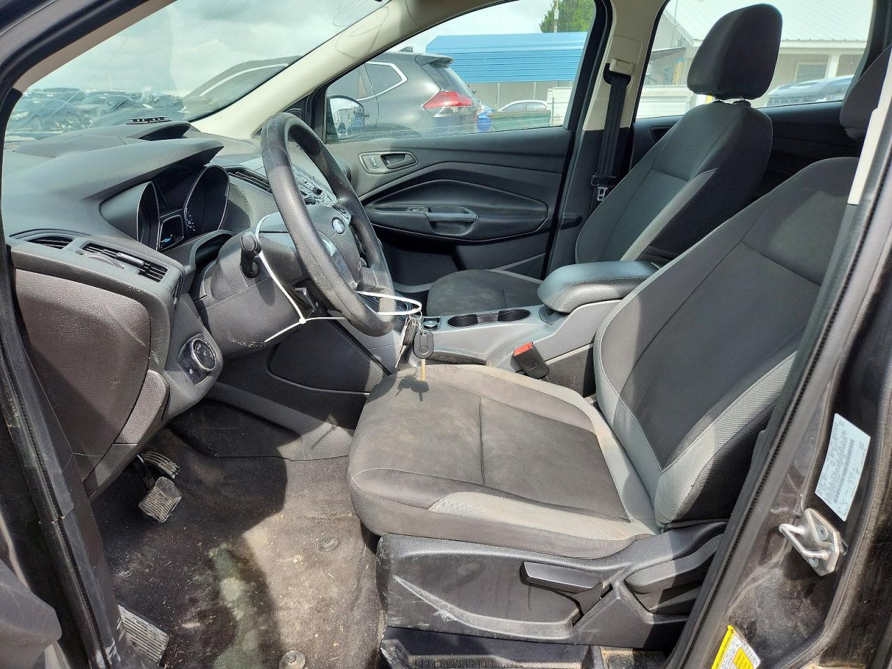 2015 FORD ESCAPE S photo 13