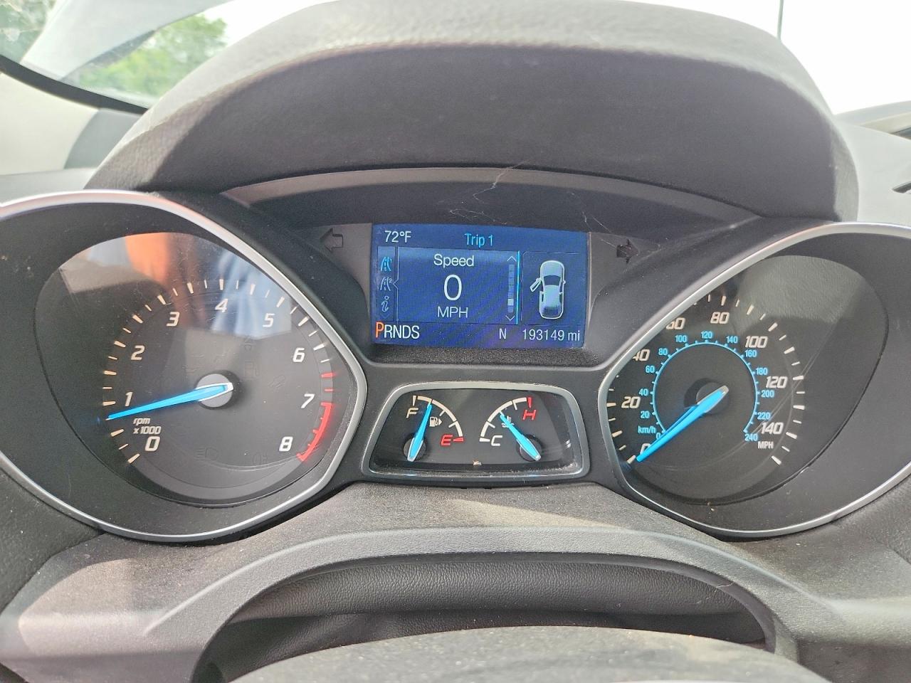 2015 FORD ESCAPE S photo 17