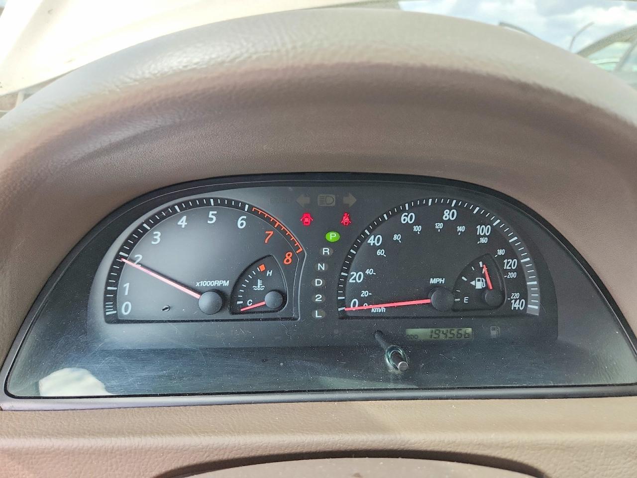 2002 TOYOTA CAMRY LE photo 25