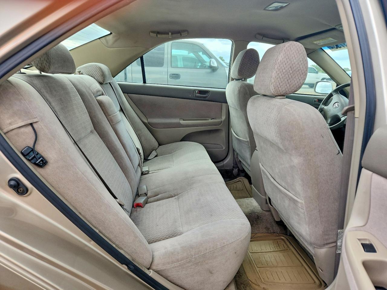 2002 TOYOTA CAMRY LE photo 28