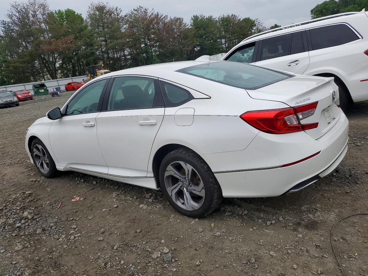 2018 HONDA ACCORD EX photo 3