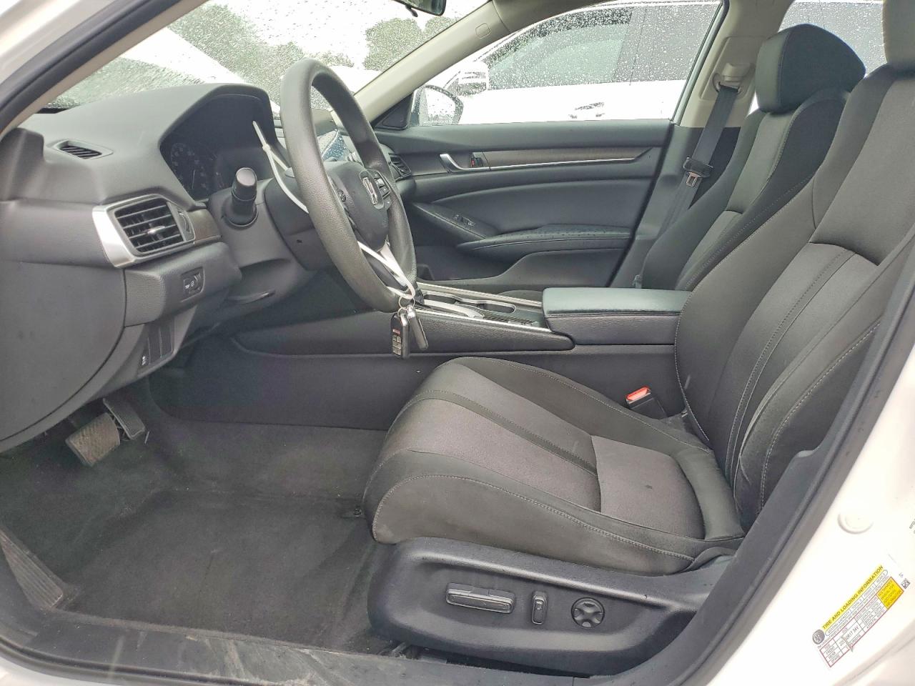 2018 HONDA ACCORD EX photo 13