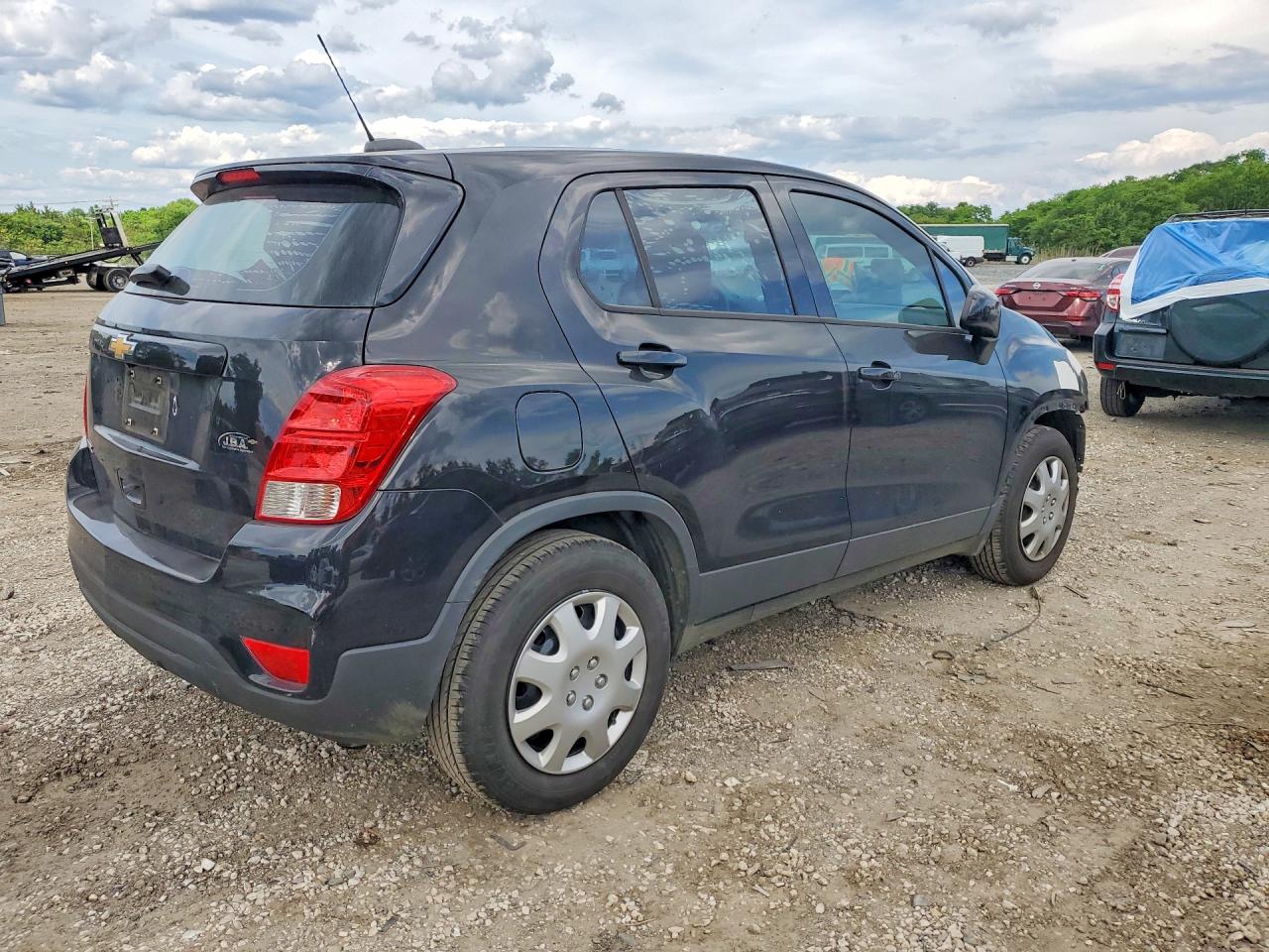 2017 CHEVROLET TRAX LS photo 7