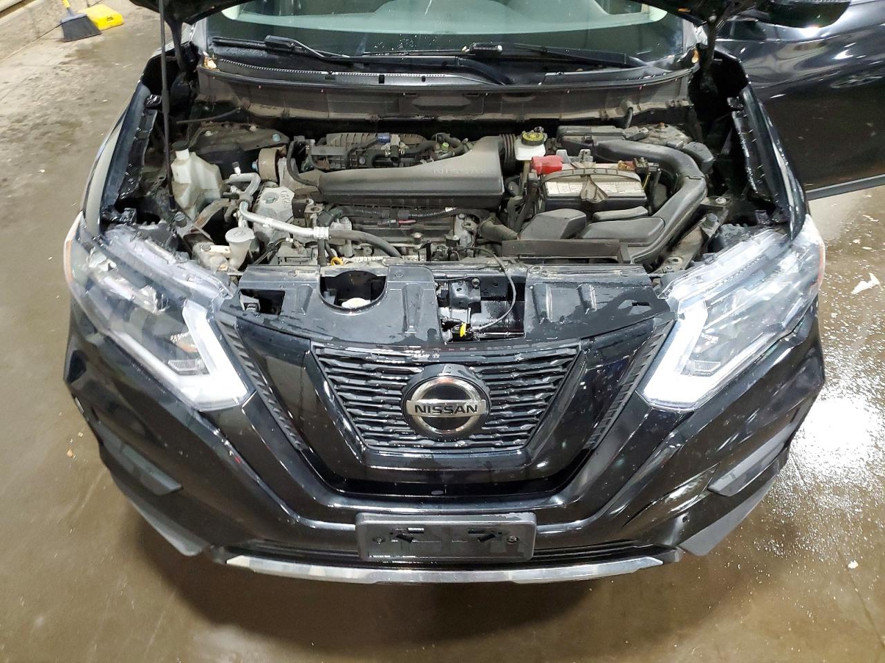 2018 NISSAN ROGUE SV photo 34