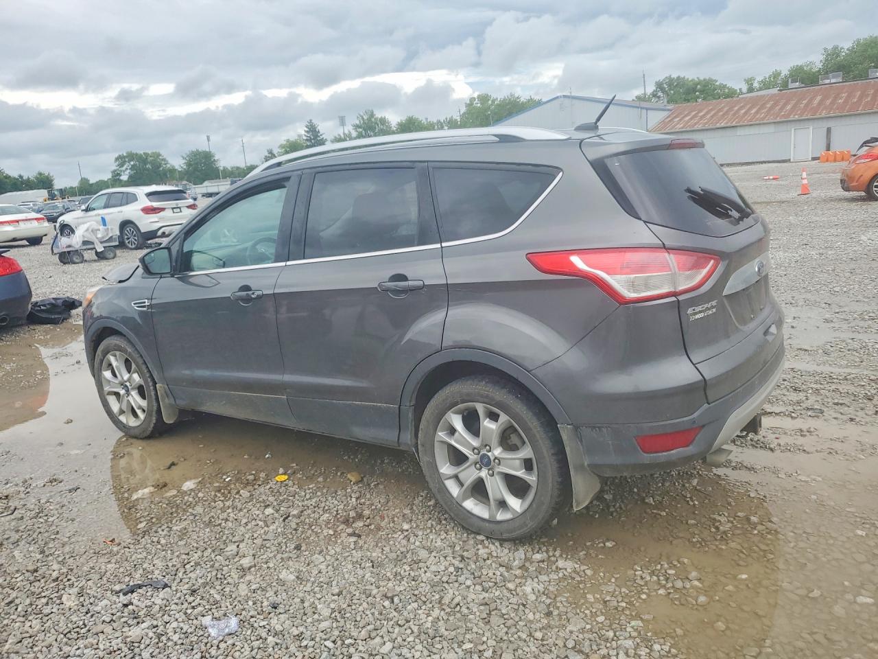2016 FORD ESCAPE TITANIUM photo 2
