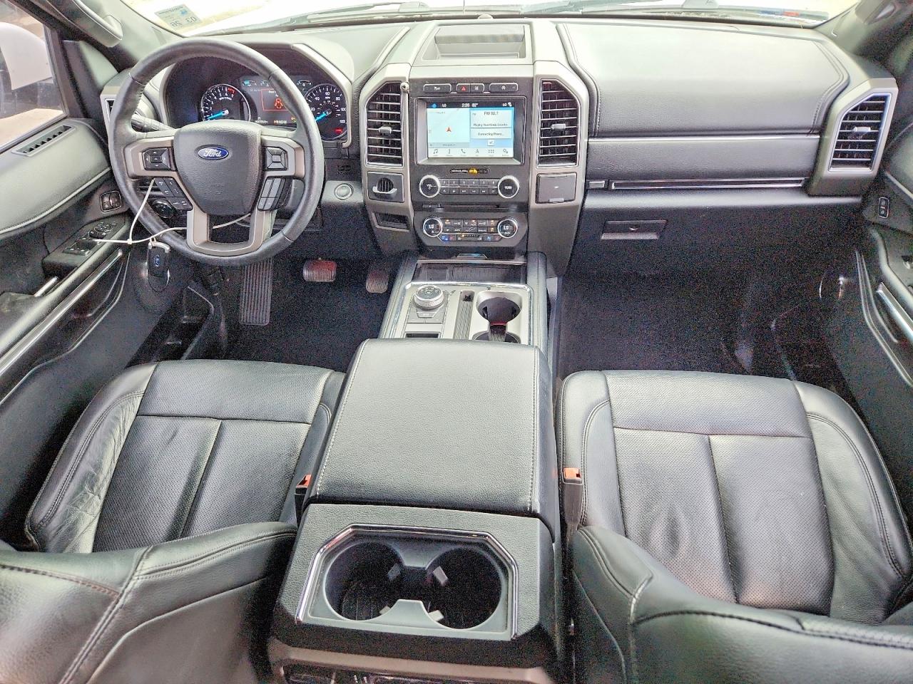 2018 FORD EXPEDITION XLT photo 8
